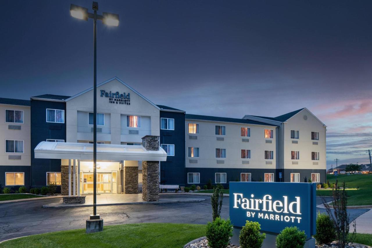 Fairfield Inn & Suites Jefferson City Exterior photo